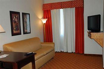 Chisholm Suite Hotel Duncan Экстерьер фото